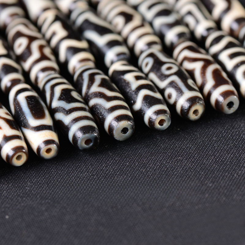 Dzi Bead Pendant Agate, Length 38mm and Width 11.5, Random Style