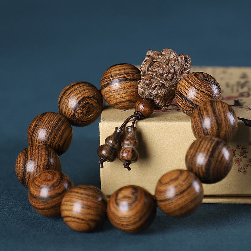 Fortune Jewel Rosewood Green Sandalwood Small Leaf Red Sandalwood Dragon Carved Protection Bracelet
