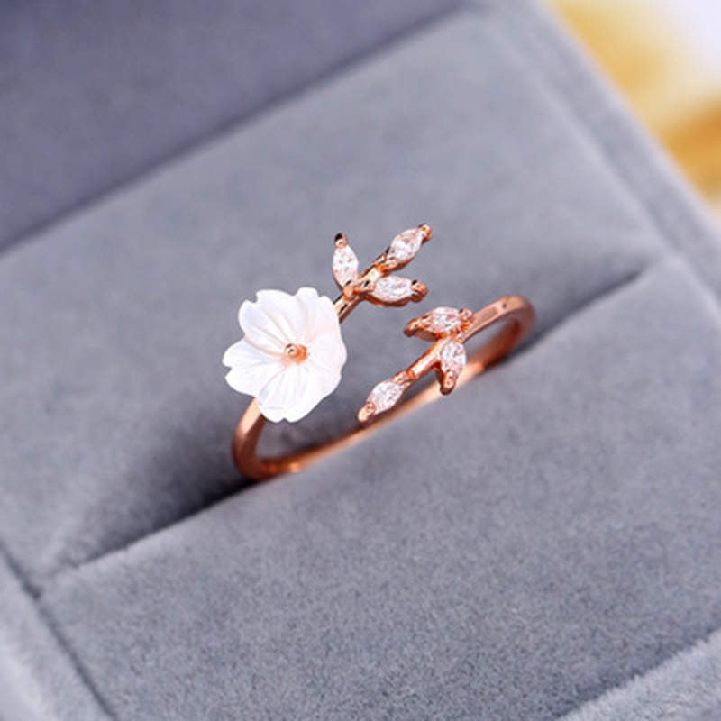 Fortune Jewel Plum Blossom Leaf Pattern Copper Luck Ring
