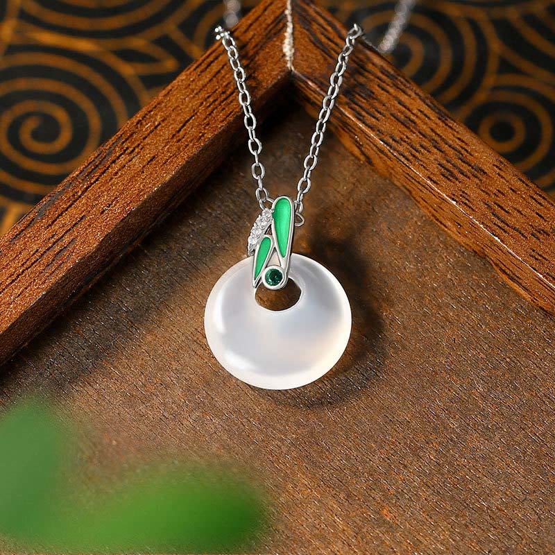 Fortune Jewel Natural Chalcedony Bamboo Leaf Peace Buckle Wealth Necklace Pendant