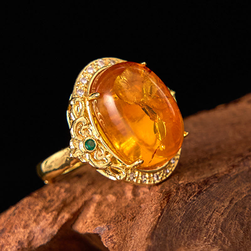 Fortune Jewel Amber Flower Pigeon Egg Pattern Focus Ring