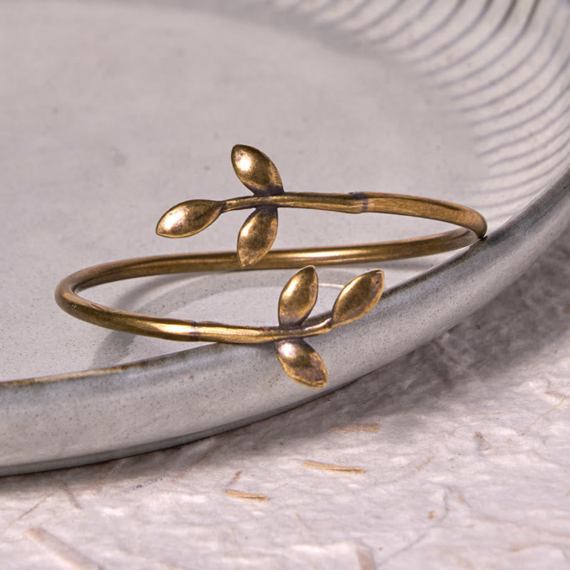 Fortune Jewel Lucky Clover Copper Brass Healing Bracelet Bangle