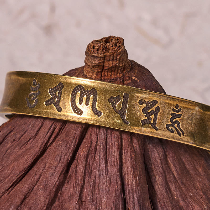 Fortune Jewel Six True Words 'om Mani Padme Hum' Heart Sutra Copper Brass Inner Peace Cuff Bracelet Bangle