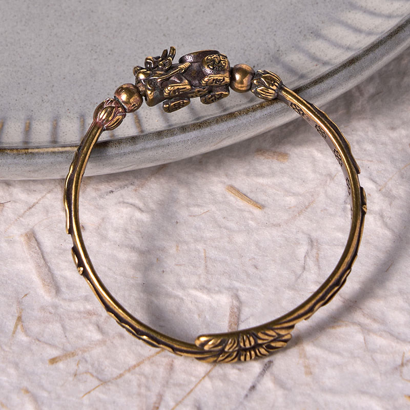 Fortune Jewel Pi Xiu Carrying Coin Ingot Copper Brass Luck Wealth Bracelet Bangle