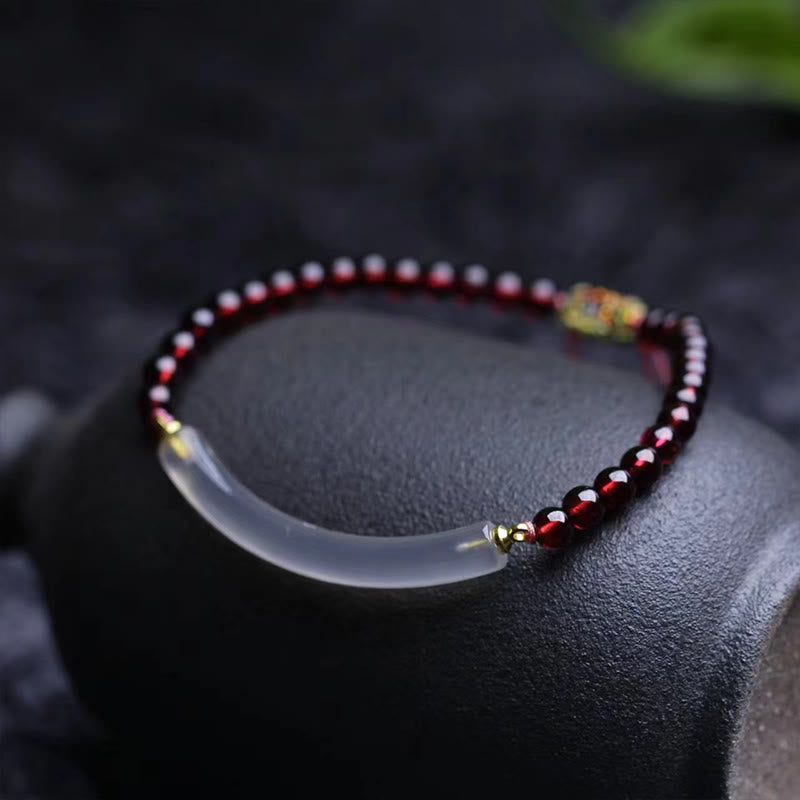 Fortune Jewel Garnet Gray Agate Calm Cuff Half Bracelet Bangle