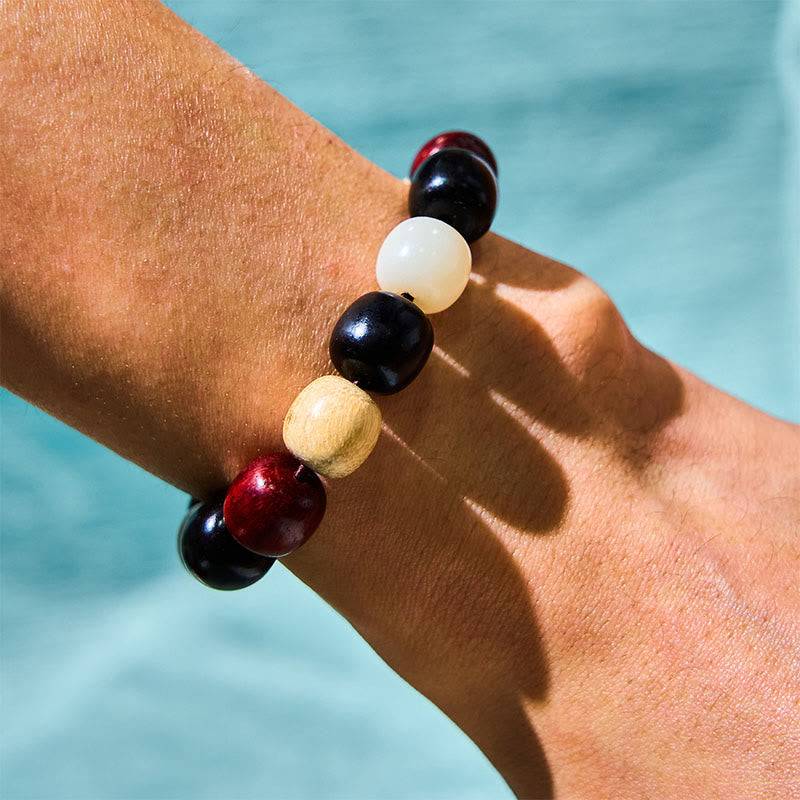 Fortune Jewel Small Leaf Red Sandalwood Ebony Wood Cute Cat Engraved Protection Bracelet
