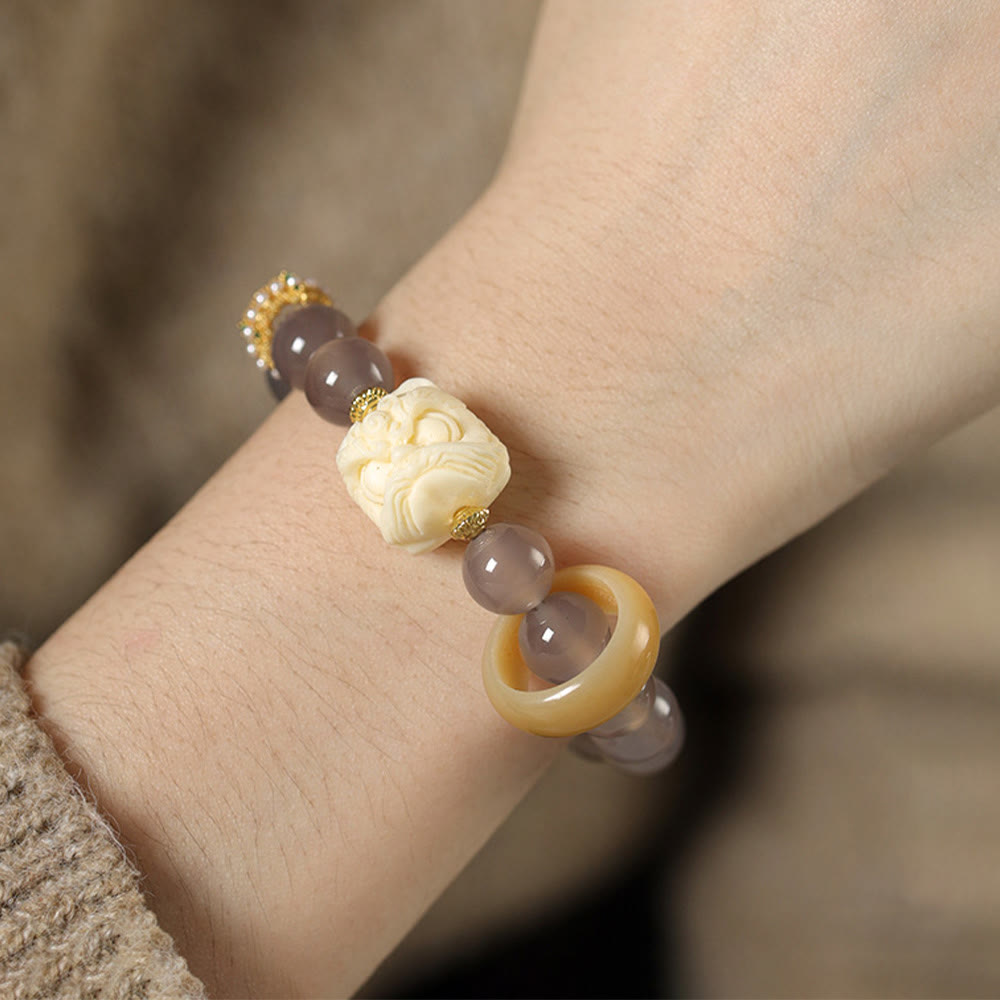 Fortune Jewel Amber Gray Agate Ivory Fruit Confidence Bracelet