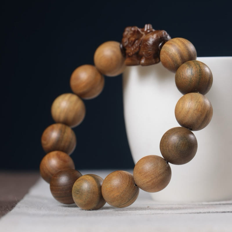 Fortune Jewel Green Sandalwood Pixiu Attract Wealth Bracelet