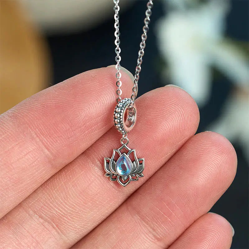 Fortune Jewel 925 Sterling Silver Lotus Design Moonstone Healing Necklace Pendant Fortune Jewel