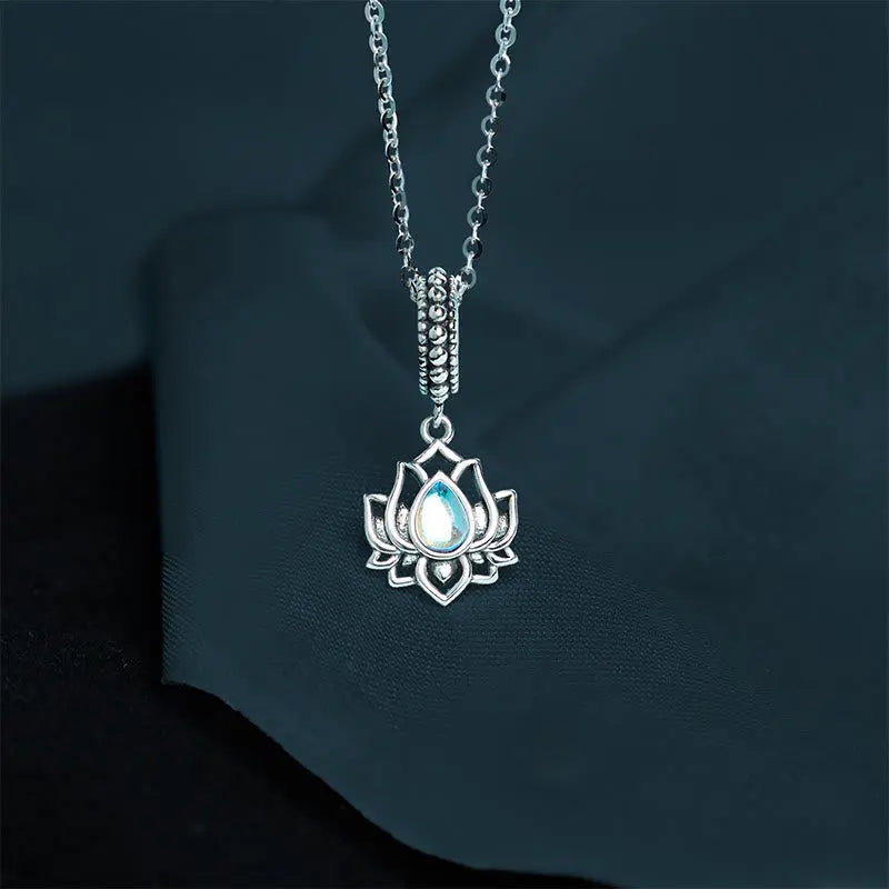 Fortune Jewel 925 Sterling Silver Lotus Design Moonstone Healing Necklace Pendant Fortune Jewel
