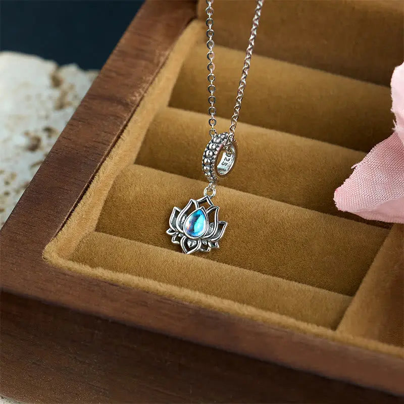 Fortune Jewel 925 Sterling Silver Lotus Design Moonstone Healing Necklace Pendant Fortune Jewel