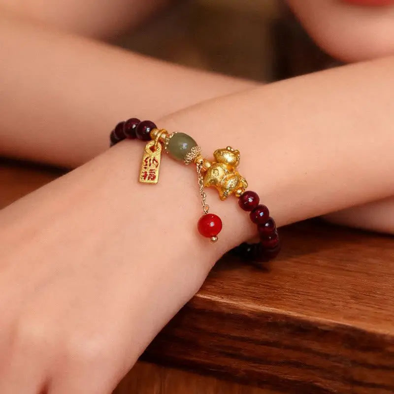 Fortune Jewel Year Of The Horse Garnet Fu Character Lucky Fortune Charm Protection Bracelet Fortune Jewel