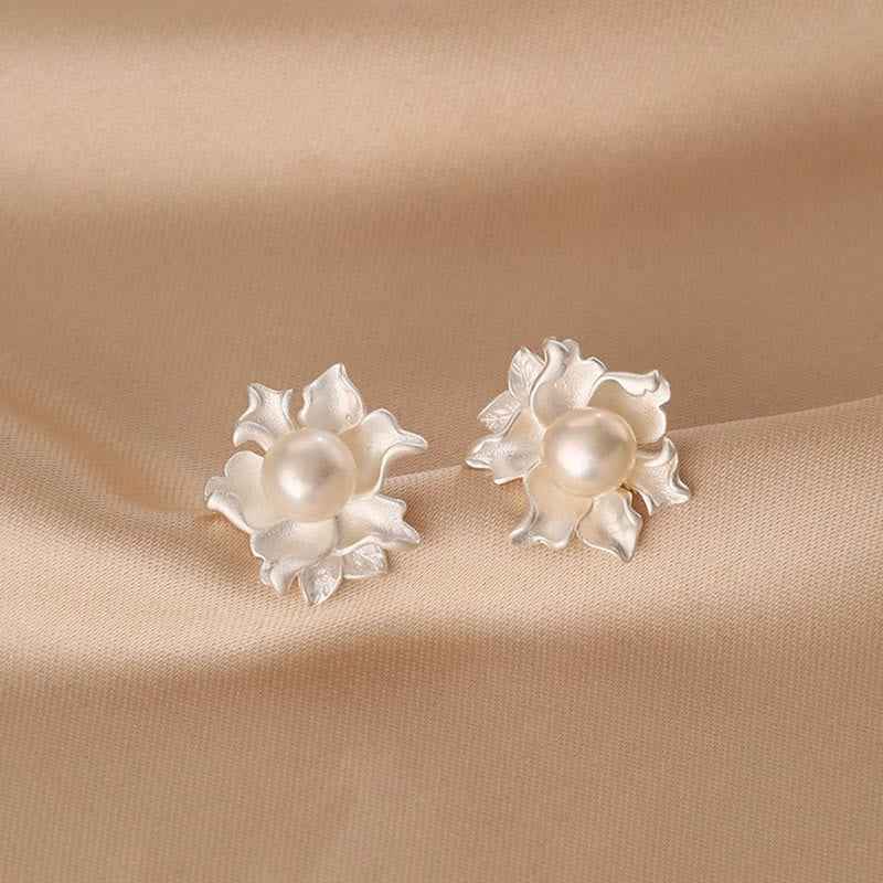 Fortune Jewel Natural Pearl Copper Flower Healing Stud Earrings