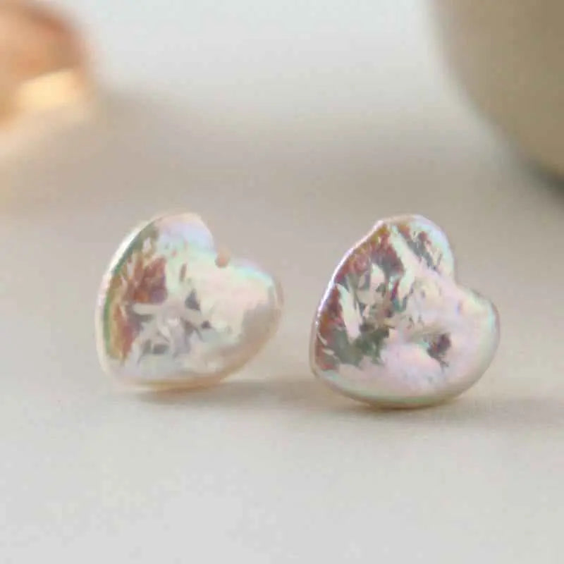 Fortune Jewel Retro Pearl Heart Shape Design Wisdom Stud Earrings