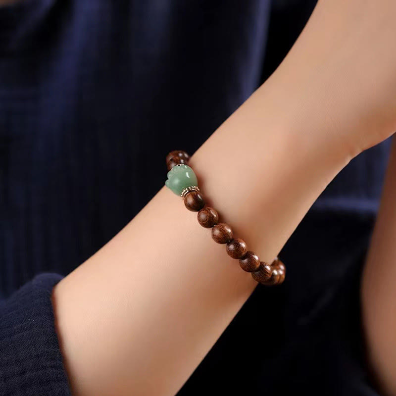 Fortune Jewel Sandalwood Lovely Cat Paw Protection Bracelet