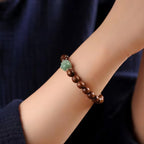 Fortune Jewel Sandalwood Lovely Cat Paw Protection Bracelet