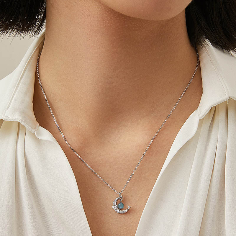 Fortune Jewel Strawberry Quartz Blue Crystal Love Healing Necklace