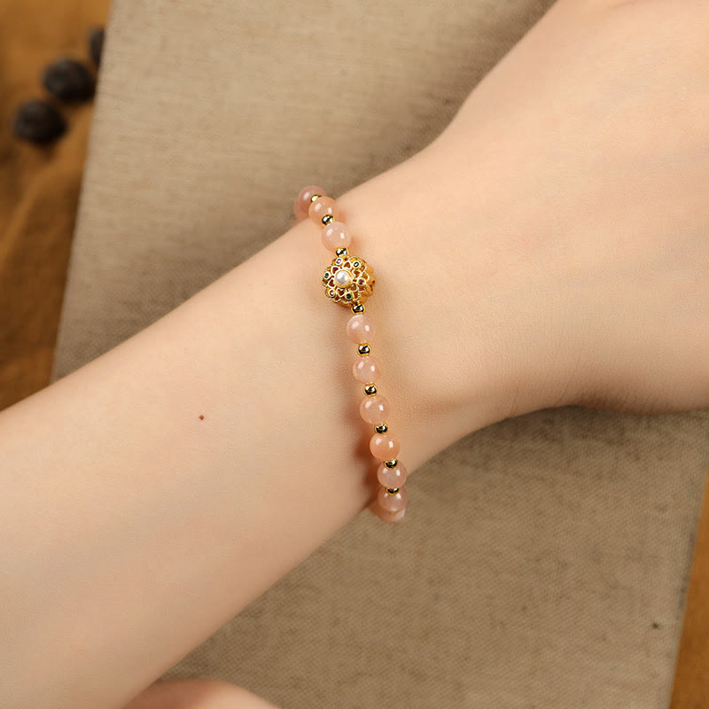 Fortune Jewel 14K Gold Plated Natural Strawberry Quartz Labradorite Sun Stone Fu Character Positive Charm Bracelet