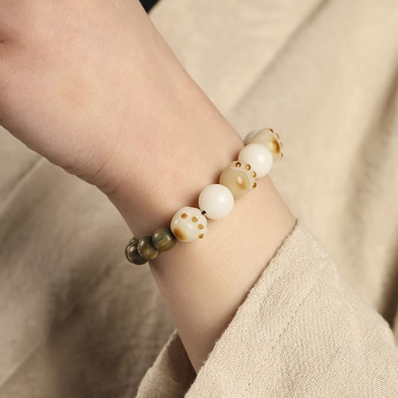 Fortune Jewel Natural Green Sandalwood Bodhi Seed Cat Paw Claw Cure Bracelet
