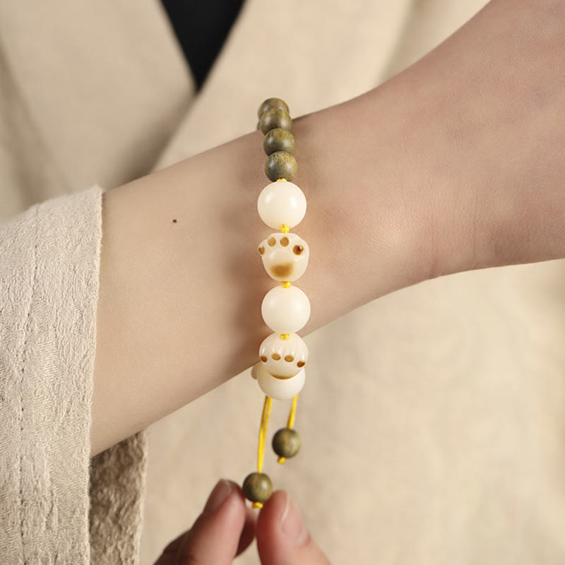 Fortune Jewel Natural Green Sandalwood Bodhi Seed Cat Paw Claw Cure Bracelet