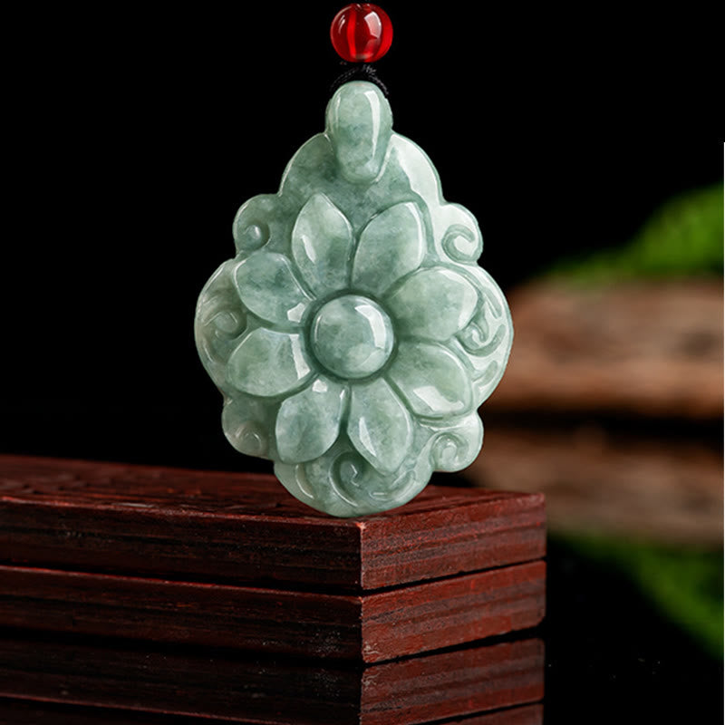 Fortune Jewel Natural Jade Kalanchoe blossfeldiana Flower Pattern Luck Necklace Pendant