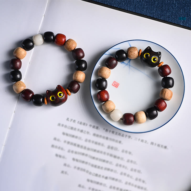 Fortune Jewel Small Leaf Red Sandalwood Ebony Wood Cute Cat Engraved Protection Bracelet