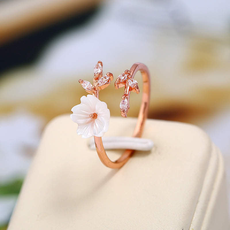 Fortune Jewel Plum Blossom Leaf Pattern Copper Luck Ring