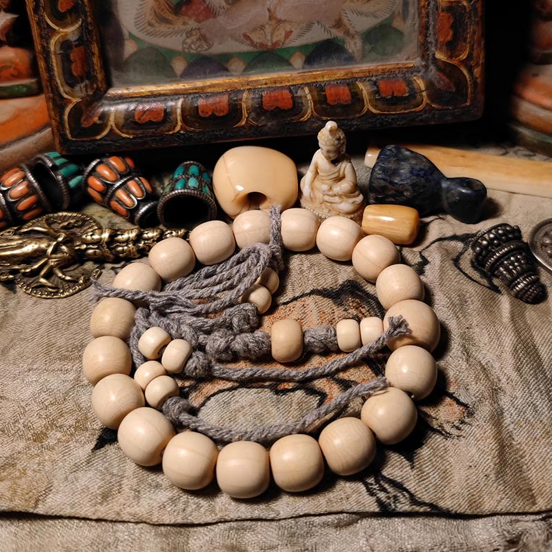 Fortune Jewel 108 Mala Beads Abelia Biflora Wood Warding Off Evil Spirits Wrist Mala