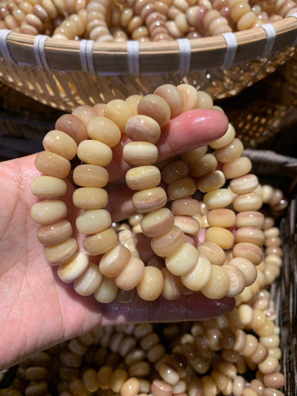 Camel Bone Flake Bracelet（12mm*8mm/13mm*7mm）
