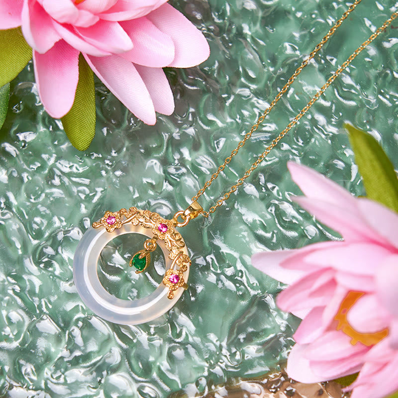 Fortune Jewel Green Chalcedony Peace Buckle Design Strength Necklace Pendant