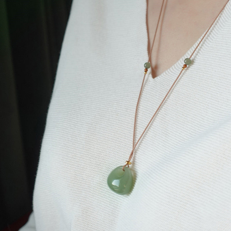 Fortune Jewel Natural Jade Luck Prosperity Necklace Pendant (Random Color)