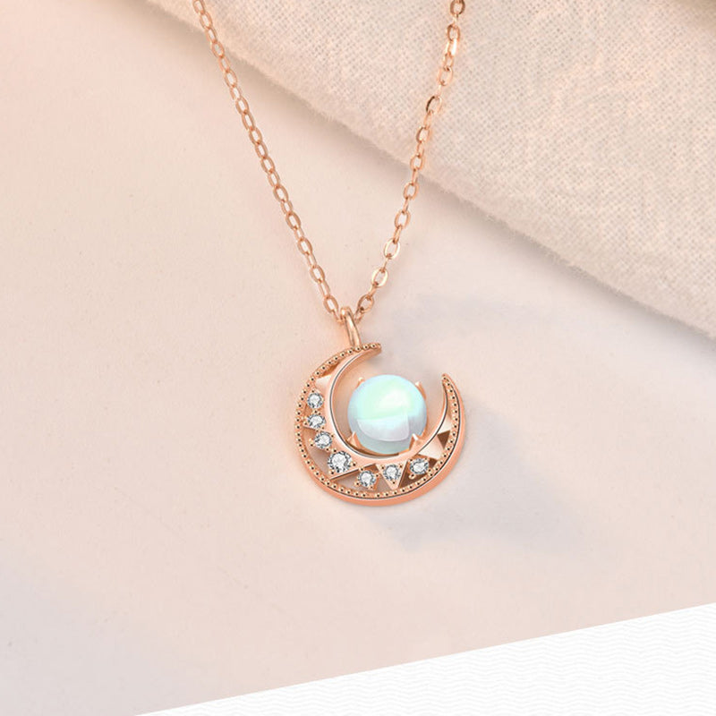 Fortune Jewel 925 Sterling Silver Moonstone Moon Pattern Love Necklace Pendant