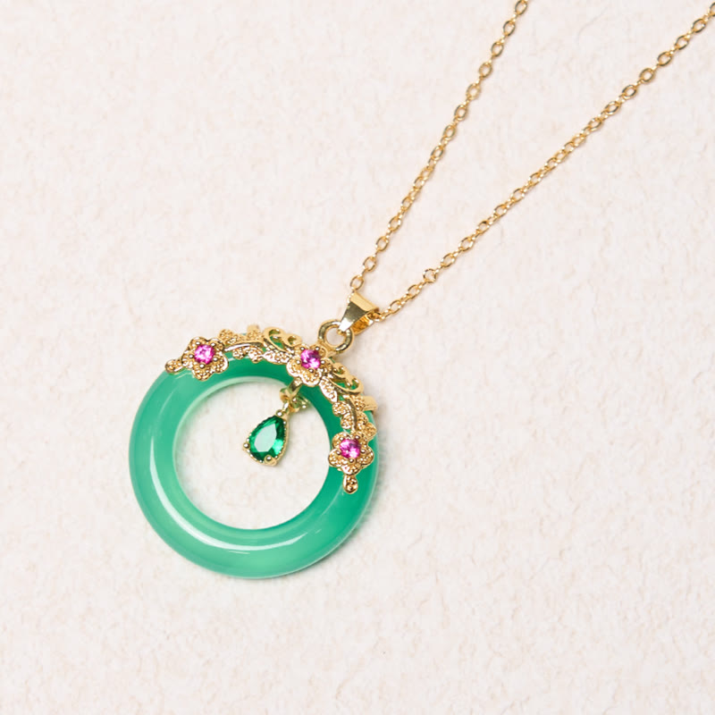 Fortune Jewel Green Chalcedony Peace Buckle Design Strength Necklace Pendant