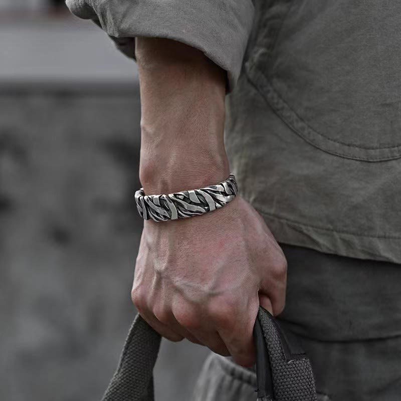 Fortune Jewel Retro Line Texture Healing Cuff Bracelet Bangle