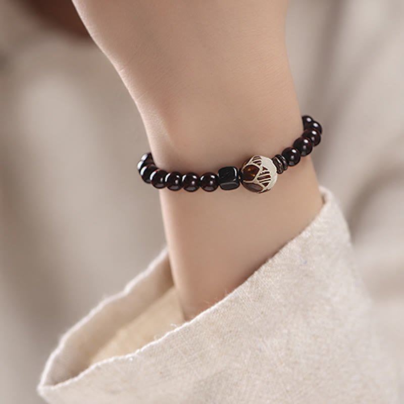 Fortune Jewel Small Leaf Red Sandalwood Lotus Bodhi Seed Carved Protection Double Wrap Bracelet