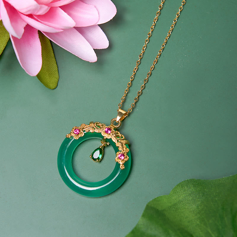Fortune Jewel Green Chalcedony Peace Buckle Design Strength Necklace Pendant