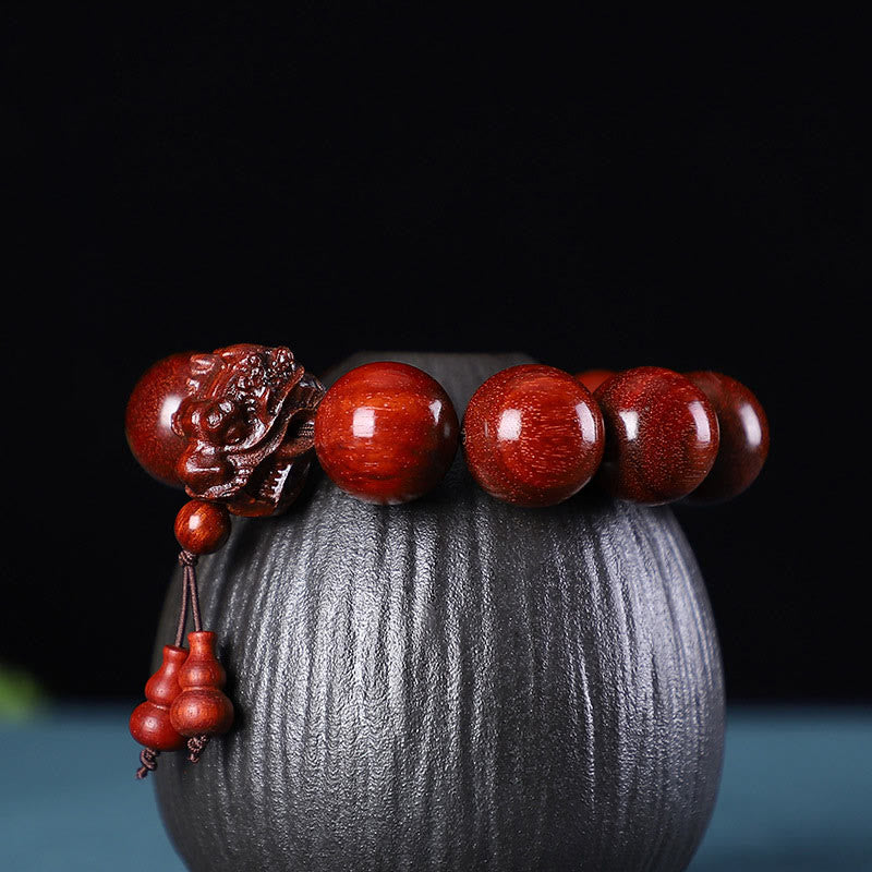 Fortune Jewel Rosewood Green Sandalwood Small Leaf Red Sandalwood Dragon Carved Protection Bracelet