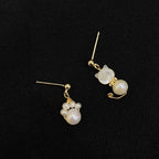 Fortune Jewel Cute Cat Paw Pearl Wisdom Stud Drop Earrings