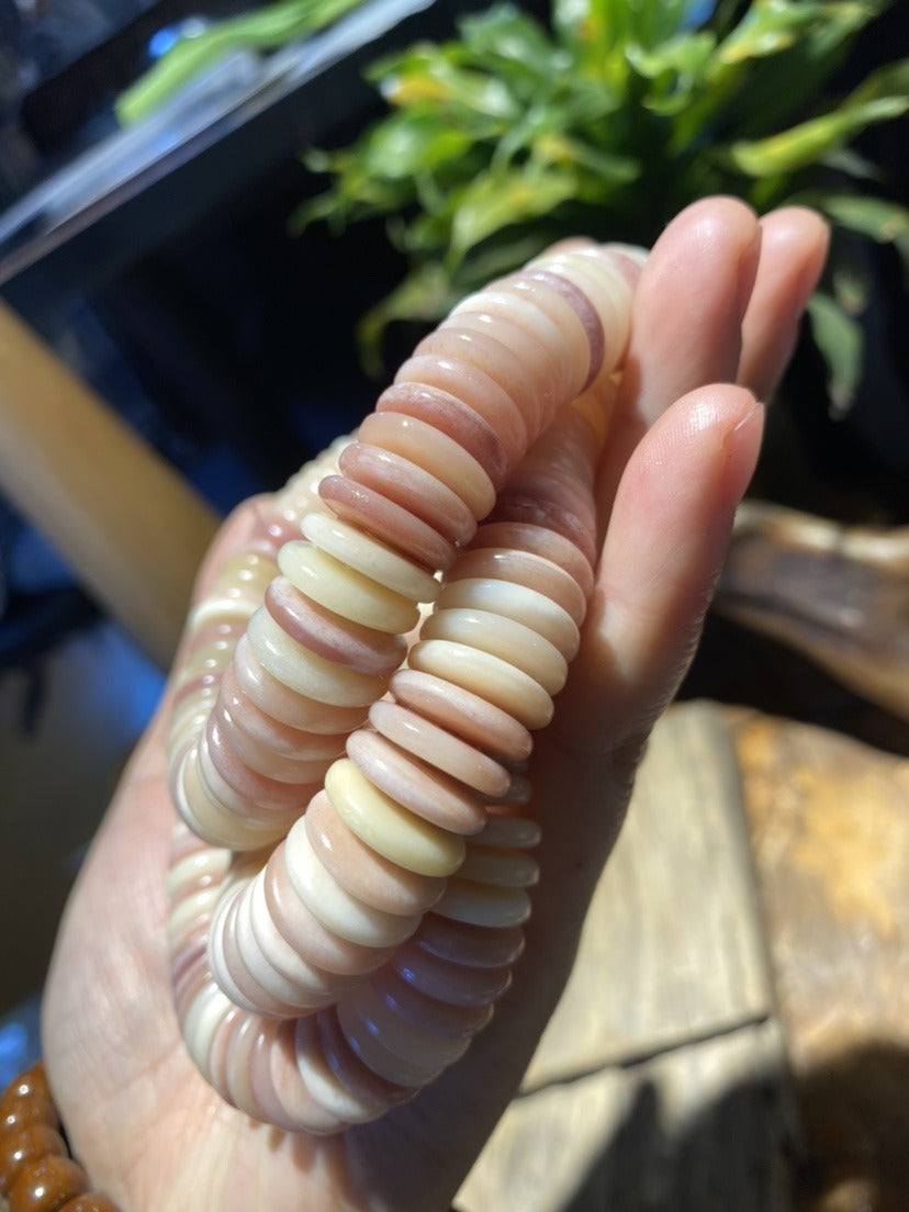 Camel Bone Flake Bracelet（14mm*3mm）