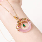 Fortune Jewel Green Chalcedony Peace Buckle Design Strength Necklace Pendant