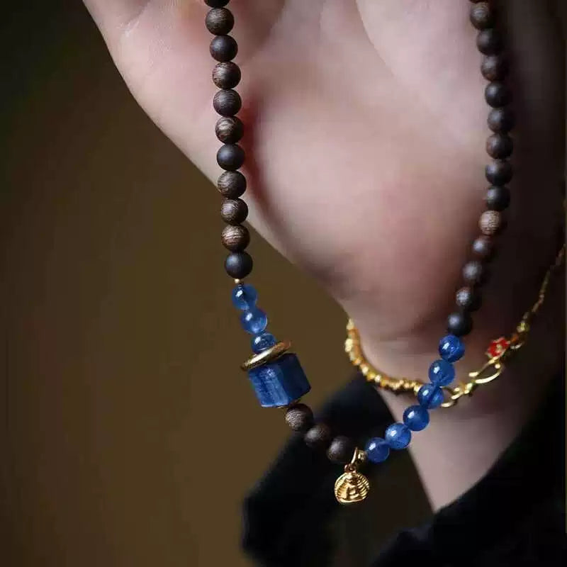 Natural Kyara Agarwood Micro Bead Bracelet with Blue Kyanite Crystal – Double Wrap (4mm Beads)