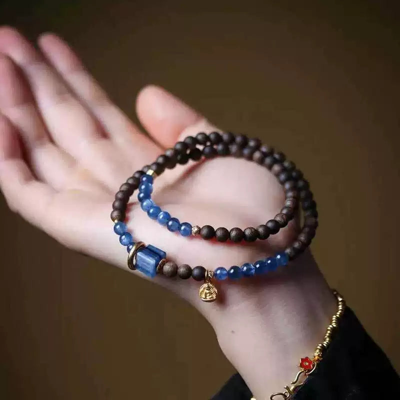Natural Kyara Agarwood Micro Bead Bracelet with Blue Kyanite Crystal – Double Wrap (4mm Beads)