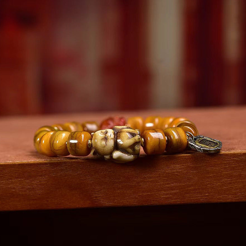 Tibetan Camel Bone Bracelet with Agate Dzi Beads & Yak Bone Fox Pendant – Unique Handcrafted Tibetan-Style Bracelet