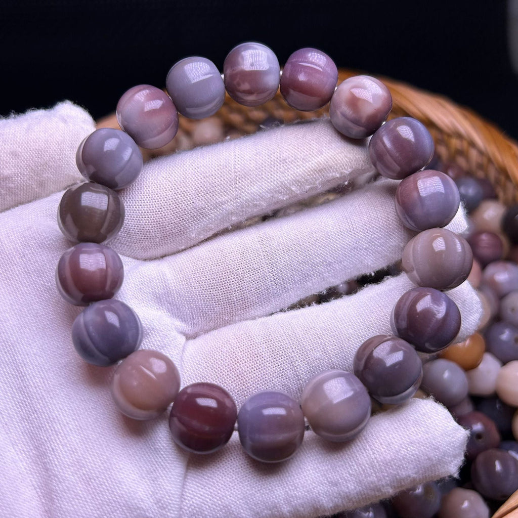 Misty Grape – Sharkback Bodhi Beads in Dreamy Purple