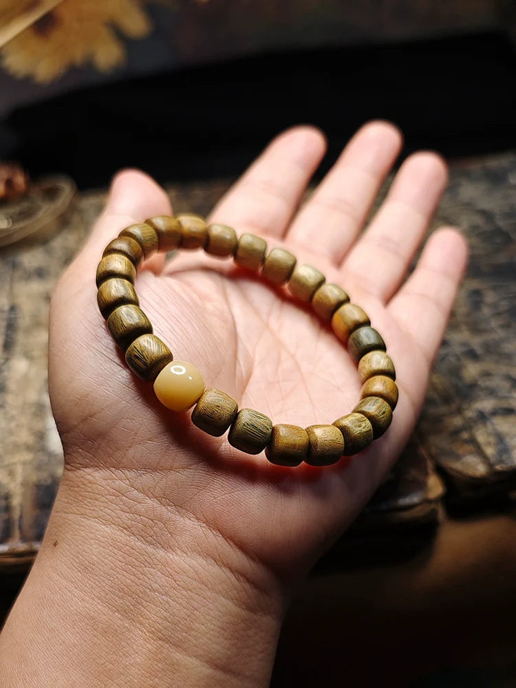 8mm Green Sandalwood Beads  Wrist Meditation Bracelet