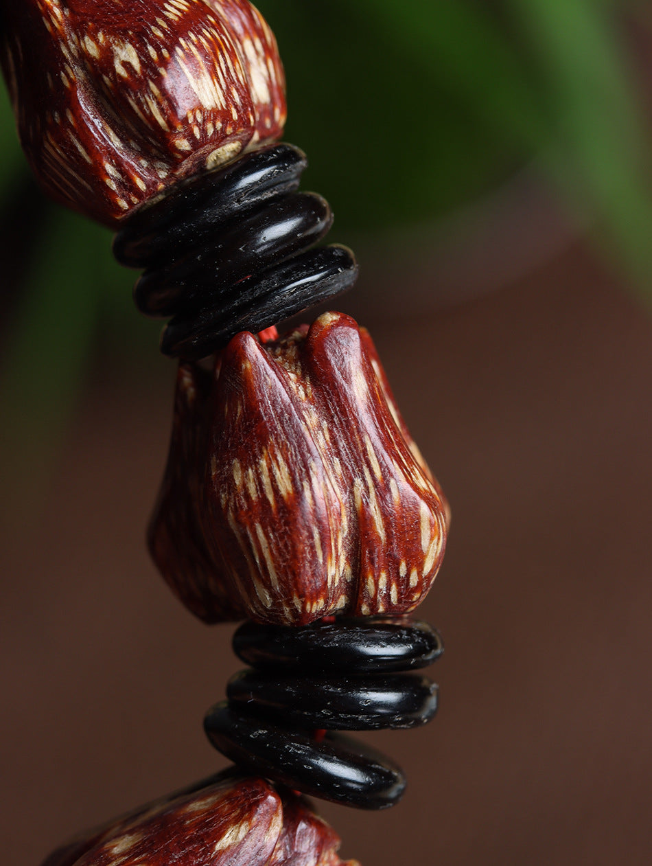 Natural Blood Lotus Bodhi Bracelet – Hand-Carved Lotus Handheld Prayer Beads