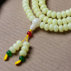 Natural Weathered Milky Yellow Bodhi Bracelet with Stone Accents – 108 Mala Beads for Women