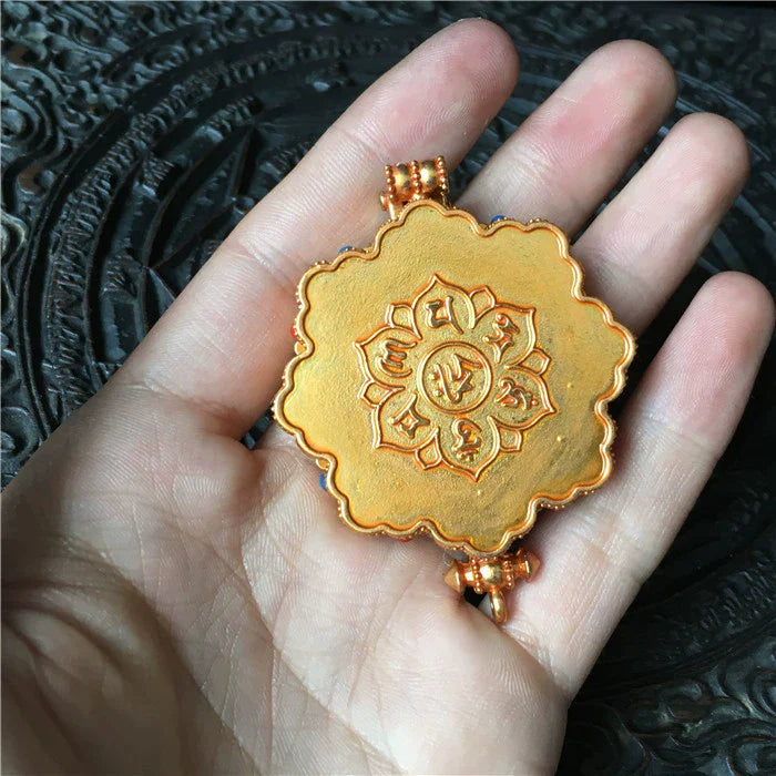 Tibetan Eight Treasures Six-Character Mantra Gau Box Tibetan Necklace Pendant with Gilt Craftsmanship