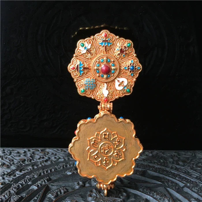 Tibetan Eight Treasures Six-Character Mantra Gau Box Tibetan Necklace Pendant with Gilt Craftsmanship