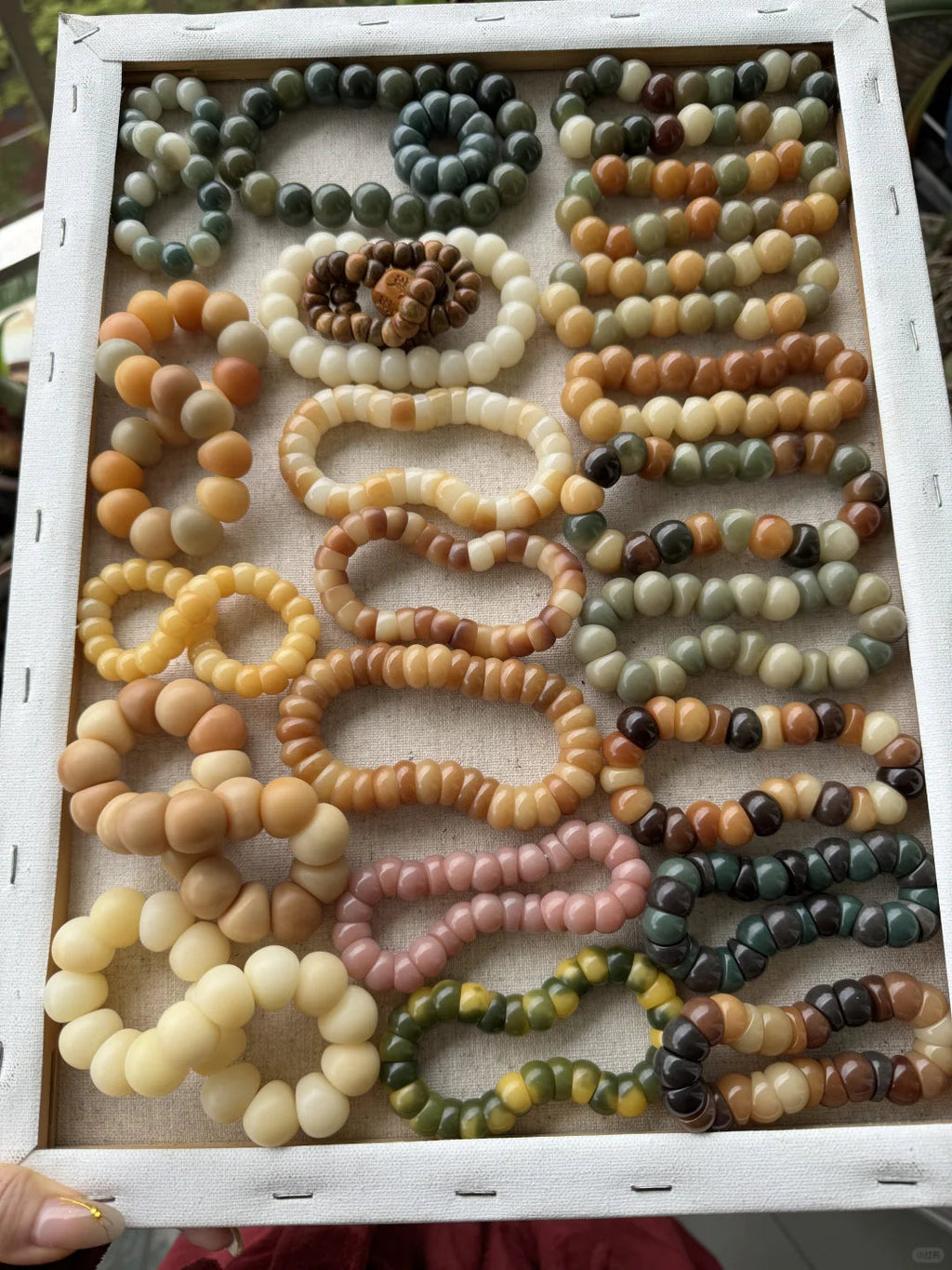 🌟 Garlic Clove-Shaped Bodhi Stress Relief Bracelet · Mystery Box | Limited-Time Release 🌟